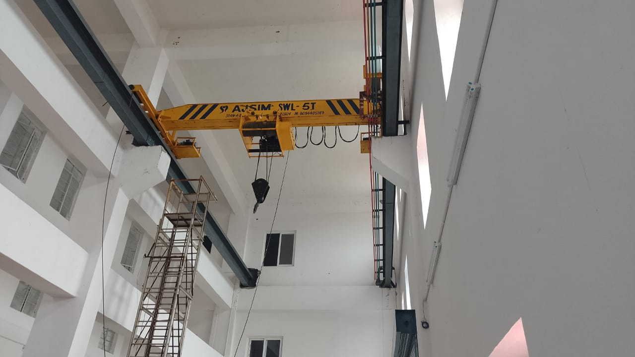 EOT Crane